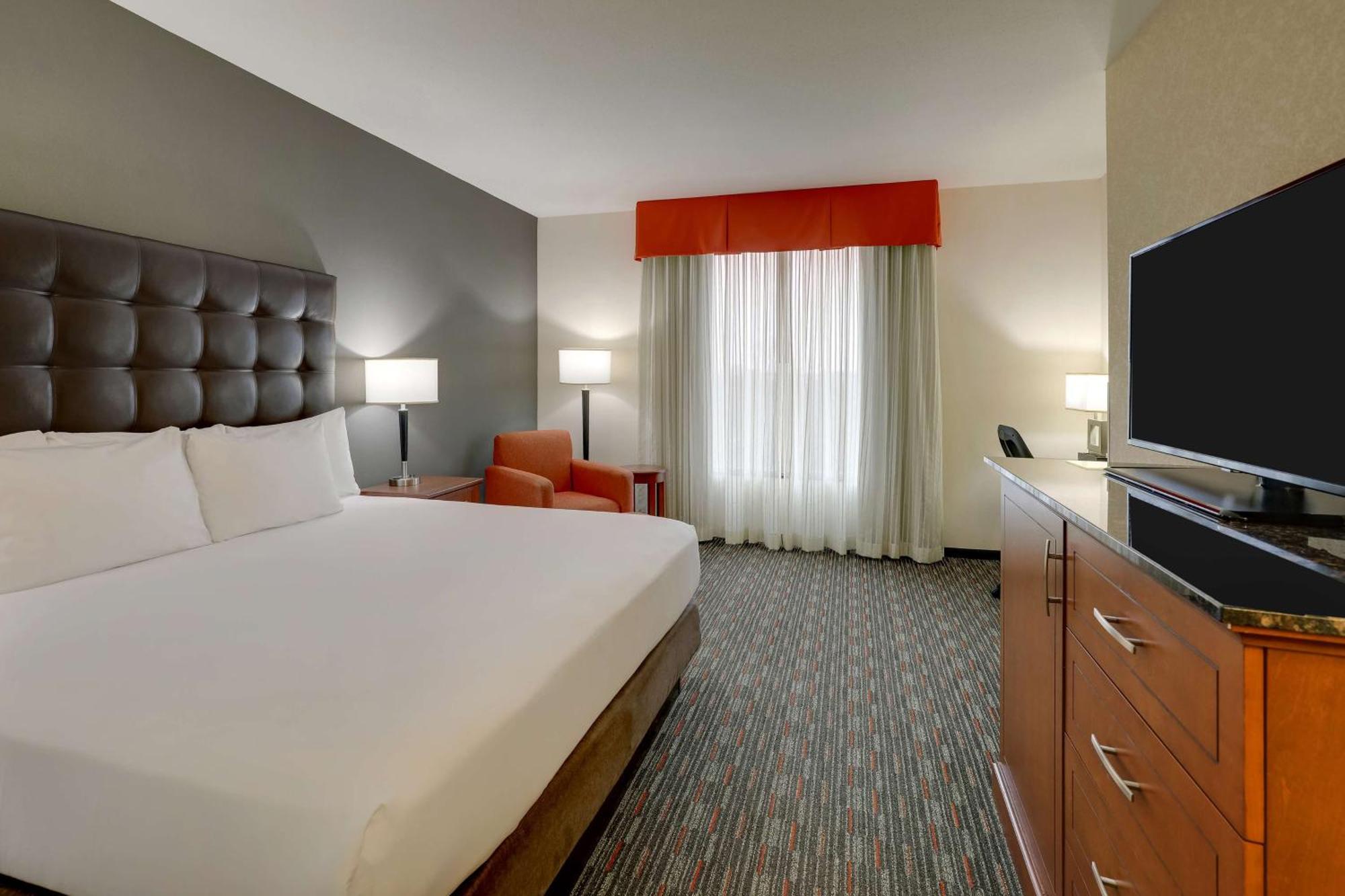 Drury Inn & Suites Charlotte Arrowood Eksteriør bilde